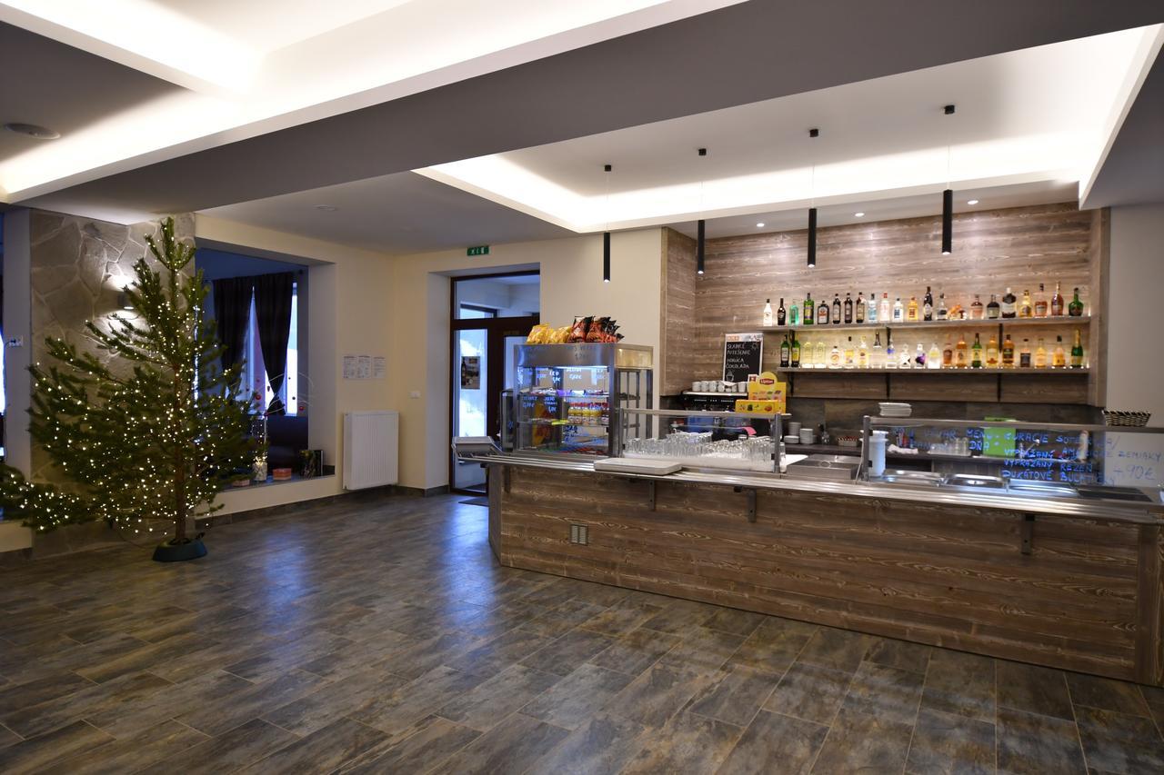 Hotel Studnicky Vernar Bagian luar foto